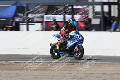 media/Oct-05-2025-CVMA (Sun) [[beeef4f201]]/Race 2-Supersport Middleweight/